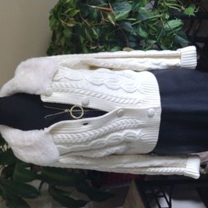 Stunning sweater jacket with detachable collar.